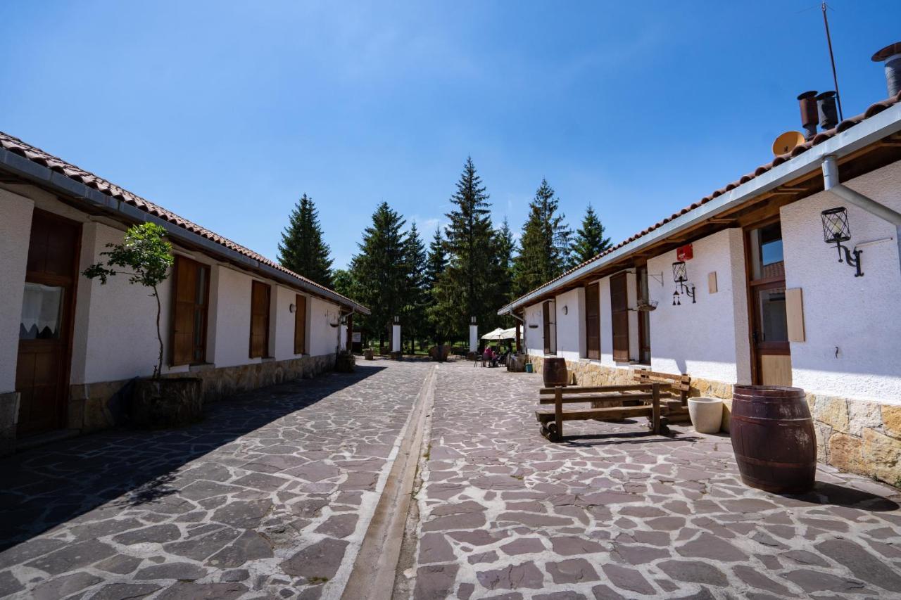Kampaoh Sierra de Urbasa Hotel Bacáicoa Eksteriør billede