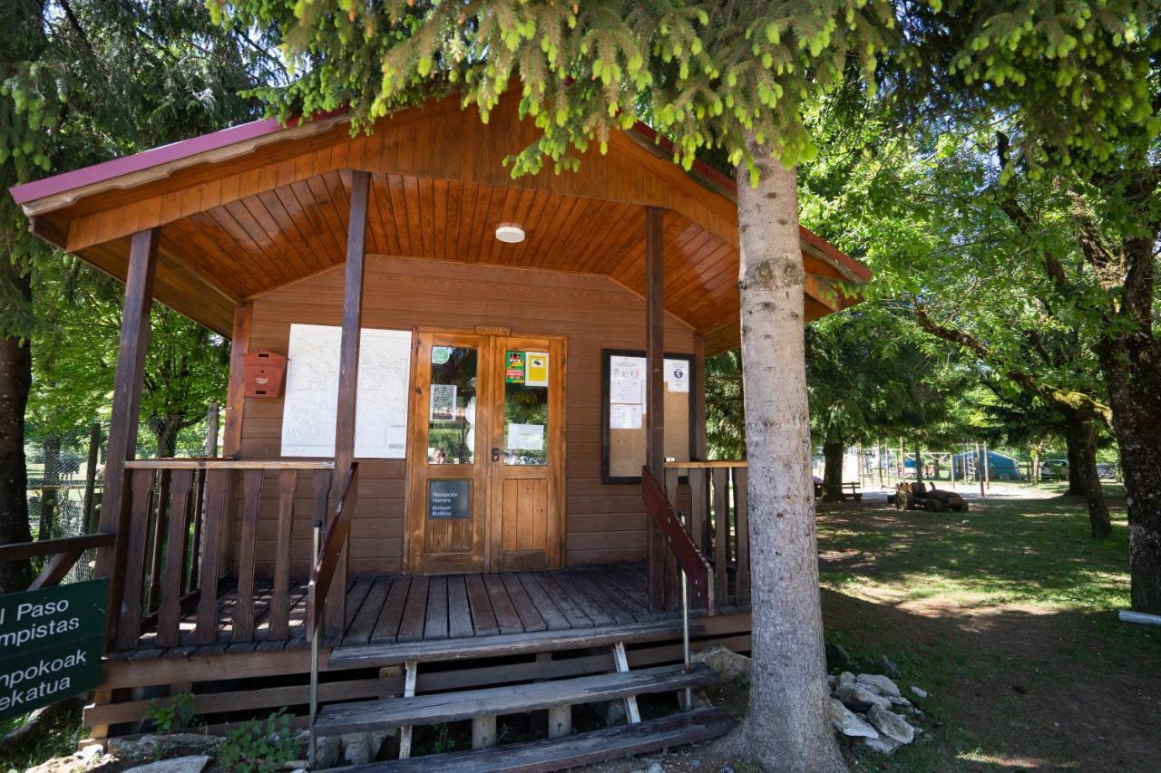 Kampaoh Sierra de Urbasa Hotel Bacáicoa Eksteriør billede